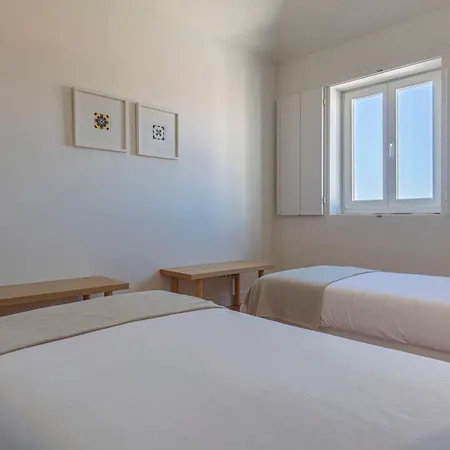 Views By Innkeeper Lissabon