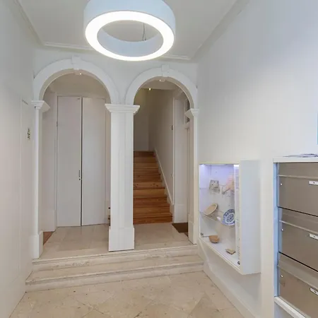 Views By Innkeeper Appartement Lissabon