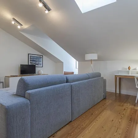 Views By Innkeeper Апартаменти