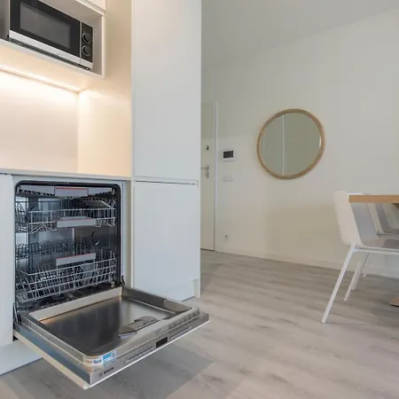 Views By Innkeeper * Lisboa