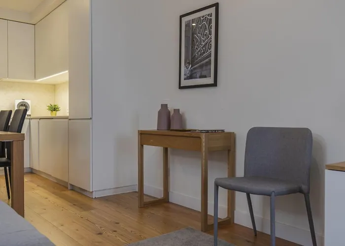 Views By Innkeeper Апартаменти *