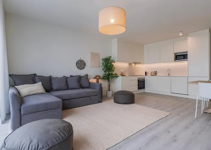 Views By Innkeeper * Лісабон