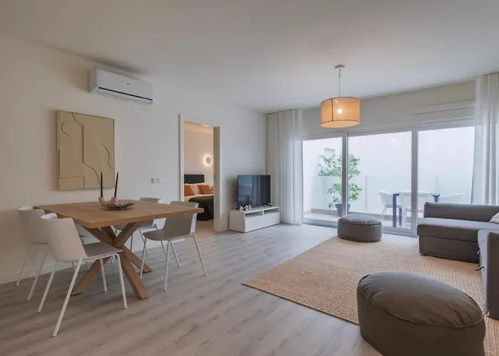 Views By Innkeeper Апартаменти Лісабон