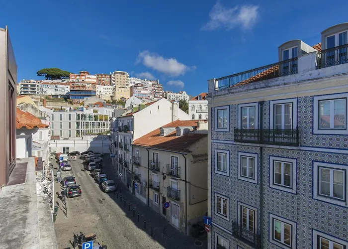 Views By Innkeeper Апартаменти *