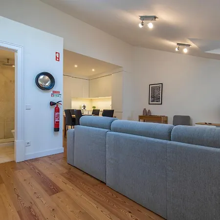 Views By Innkeeper * Lisboa